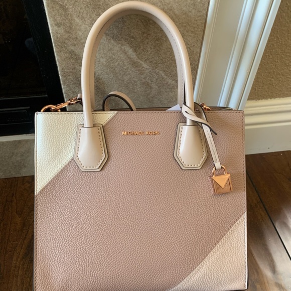 Michael Kors Bags Michael Kors Mercer Md Acrdion Messenger Satchel